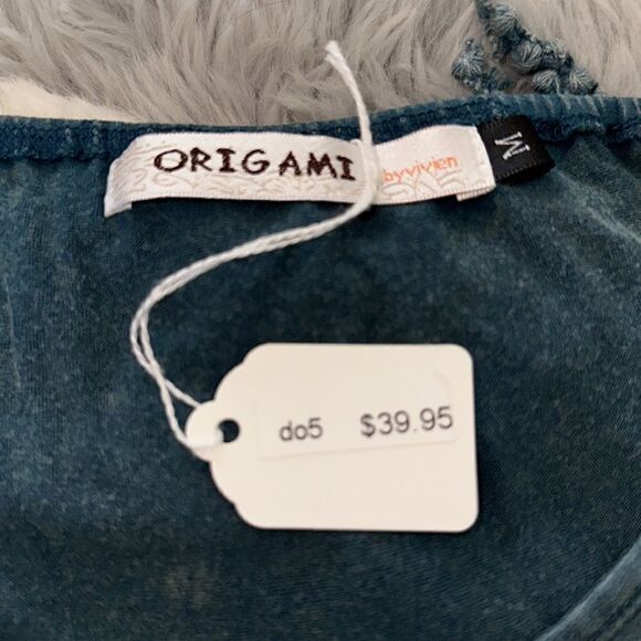 Origami by vivien Lace Extender Tank! - Picture 10 of 10